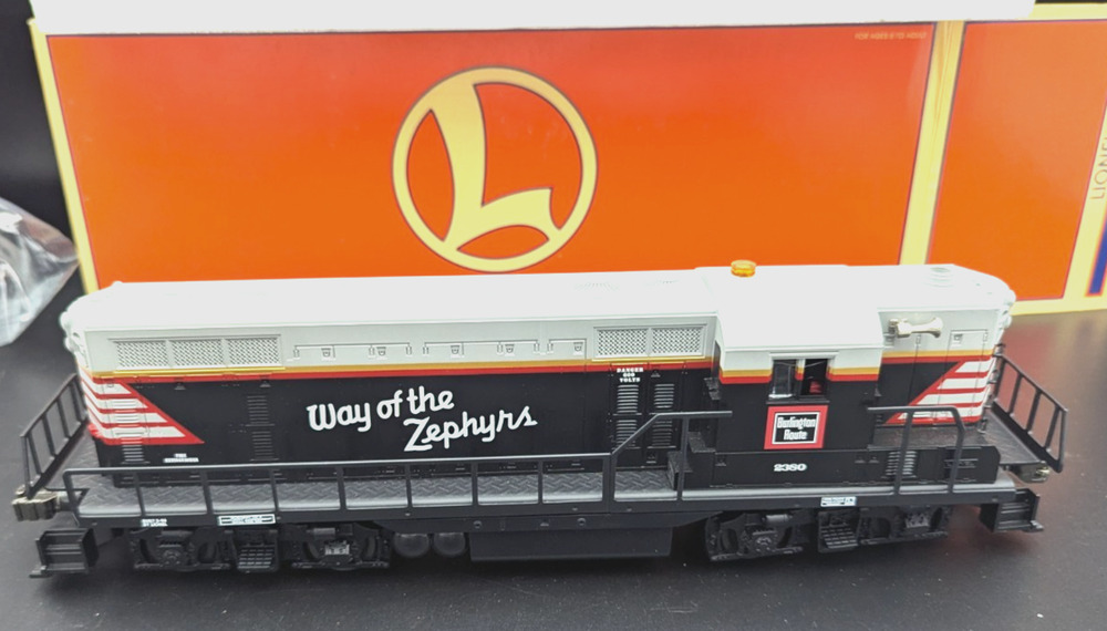 Lionel #6-18569 Chicago Burlington & Quincy GP-9 Diesel Loco O Gauge CB&Q #2380